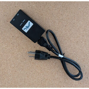 Ubiquiti UBI-POE-24-5 24V .5A Carrier PoE Injector Power over Ethernet